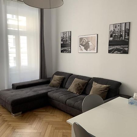 City-Apartment In Wieden Exterior photo